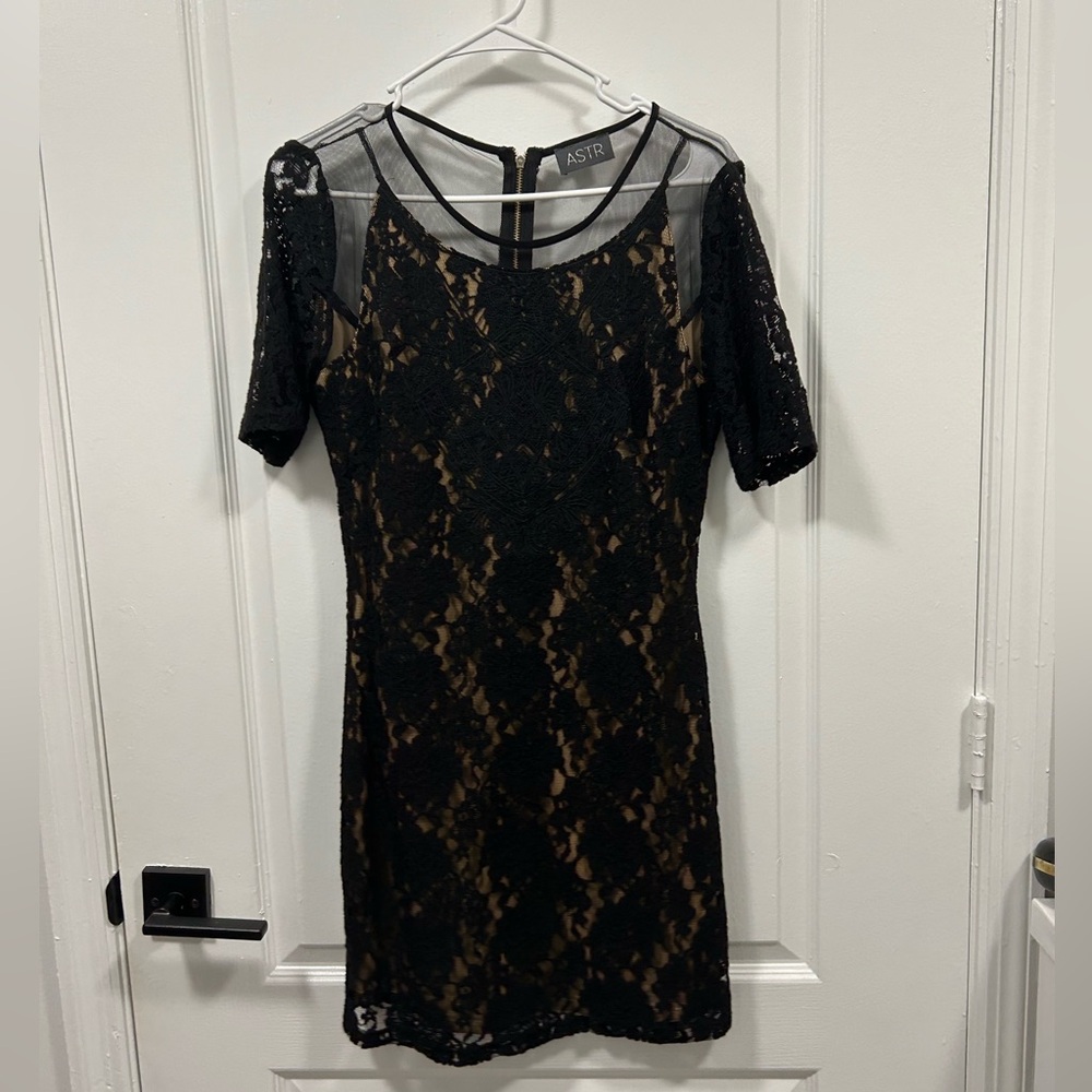ASTR the label beautiful cocktail dress
